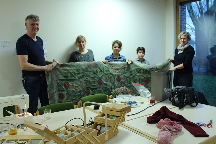 Erstes Projekt: Restaurierung eines Altarbehangs