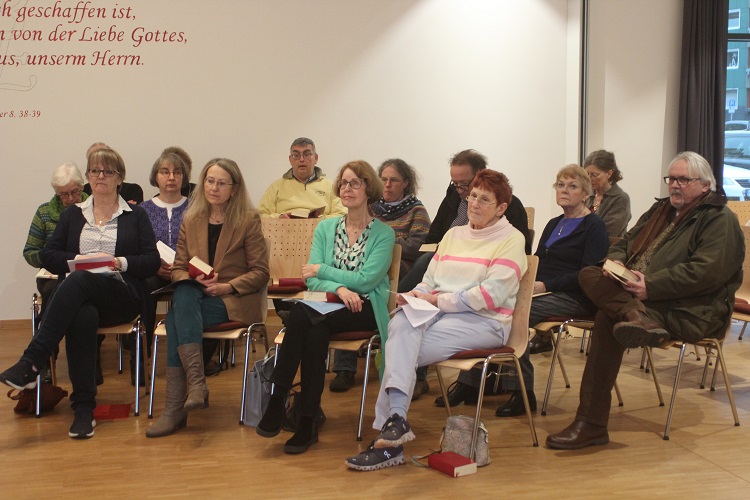 Jahreslosung im Mittelpunkt