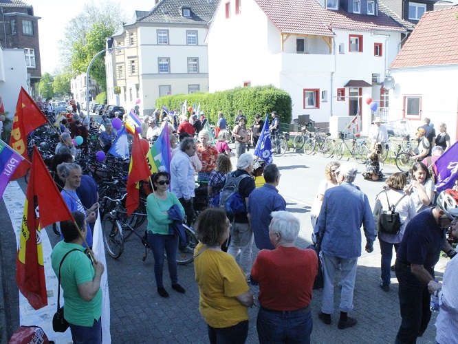 Ostermarsch mit dem Fahrrad