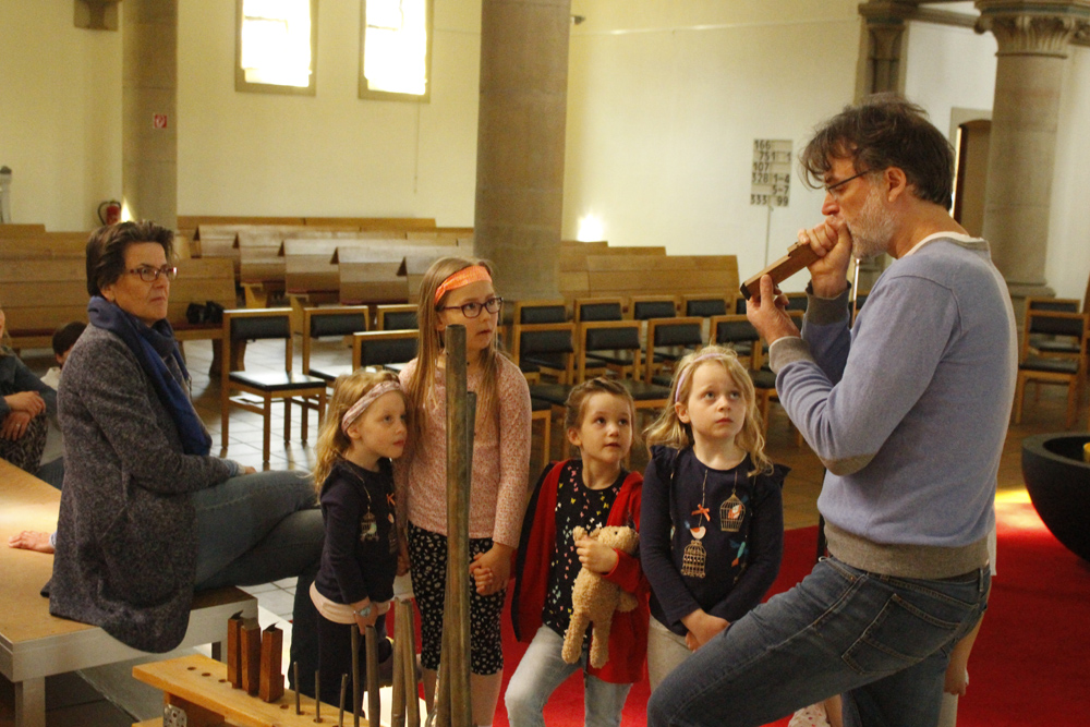 Steine helfen beim Orgelspiel