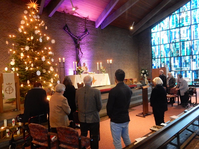 Weihnachtsbaum sprach zur Gemeinde