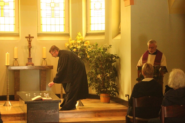 „Gott kennt alle Namen“