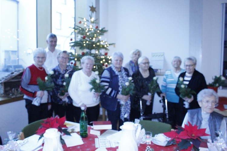 Weihnachtsfeier mit Ehrungen