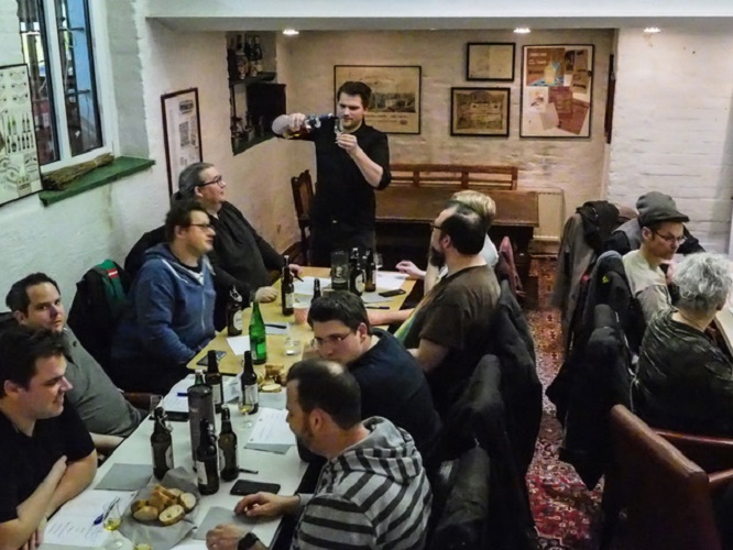 915 Euro für die Kinder- und Jugendarbeit 